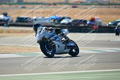 media/Oct-25-2025-2WTD (Sat) [[1e4a1f2fa2]]/C Group/Session 2 (Chicane 1 and Turn 5)/